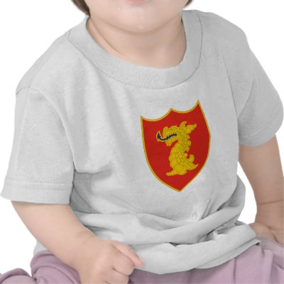 114 Field Artillery Regiment T Shirt by peter_pan03