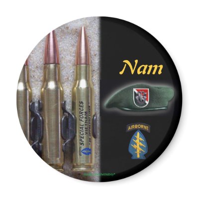 11th special forces group green berets vets Magnet by willeboy