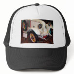 1923 Renault, Anaglyph Hat