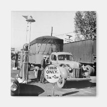 1940s Truck Stop Magnet