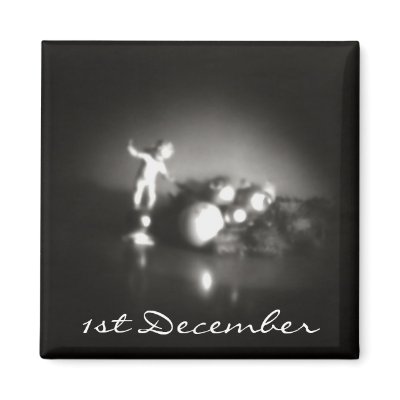 1st December • Angel & Wreath • Magnet by SabineStGreetings