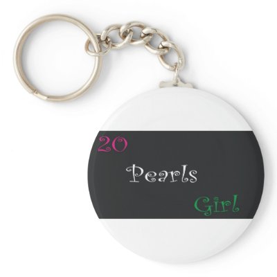20 pearls keychains by esskeemo1908