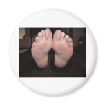 A CLOSEUP SHOT magnets