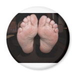 A CLOSEUP SHOT REFRIGERATOR MAGNET