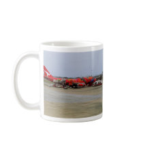 Aboriginal art, Quantas 747, Kingsford Smith Airpo Mugs
