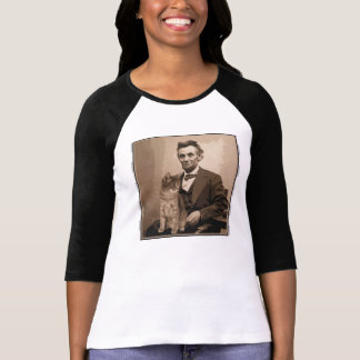 [Image: abraham_lincoln_and_his_cat_dixie_tee_sh...g2_324.jpg]