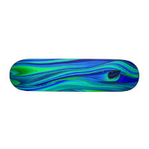 Abstract regenbogen in grün lila blau bedrucktes skateboard