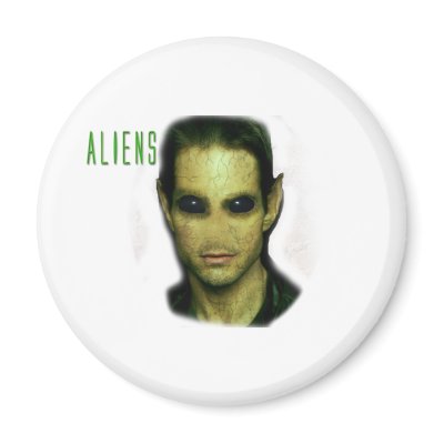 Aliens Fridge Magnet by zmandesigns