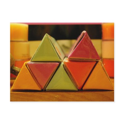 angular colour isoceles pleez by holycrocodile