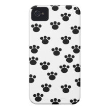 Animal Paw Print Pattern. Black and White. iPhone 4 Case-Mate Case