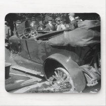 Antique Car Wreck, 1918 Mouse Pads