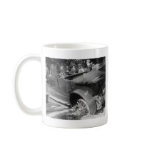 Antique Car Wreck, 1918 Coffee Mugs