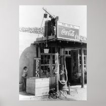 Antique Gas Station: 1940 Print