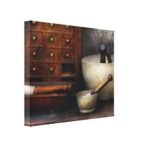 Apothecary - Pestle & Drawers