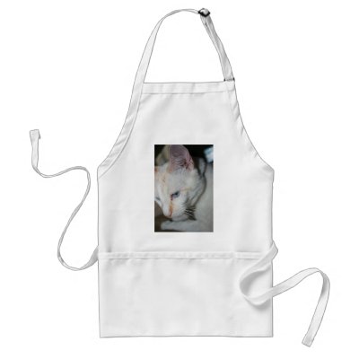 Apron, White Cat by paraviews