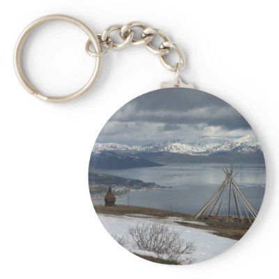 Arctic Nomades Tipi Keychain by wildlens
