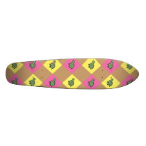 Argyle turtle pattern on brown