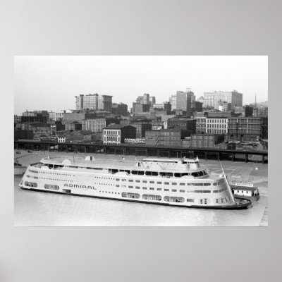 Art Deco Riverboat: 1940 Print by Photoblog