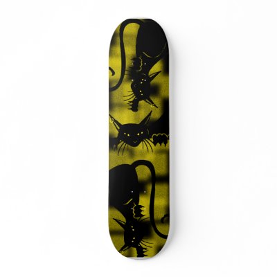 Attack Cat Solo Stealth Skateboard by Jaenne
