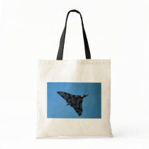 Avro Vulcan B2, XH-558 Tote Bags