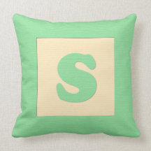 Baby building block throw pIllow letter S (green)