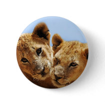 Baby lion love pin