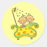 Baby shower (twins) round sticker