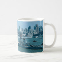 BB-61 "USS Iowa", New York Harbour, U.S.A. Mug