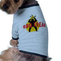 BBQ-Freak with cutlery and flame Pet T-shirt