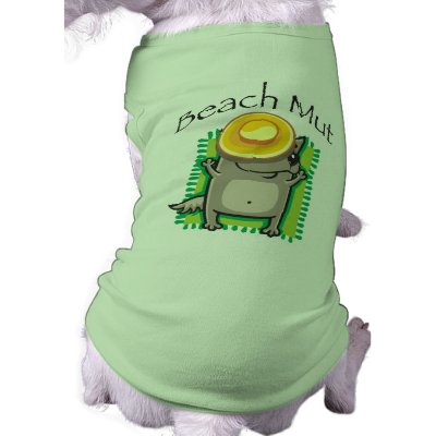 Beach Mut Dog t-shirt by DoggieAvenue