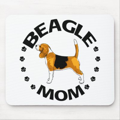Beagle Mum by DanesRUs