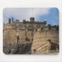 Beautiful famous giant Edinburgh Castle in Mousepad