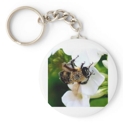 Bee covered with pollen. keychain by brassica