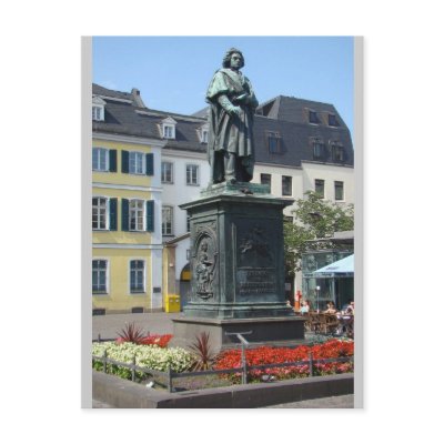 Beethoven (full) Statue Bonn Germany by aapshop
