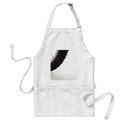 Bicycle wheel with track aprons by joxxxxjo