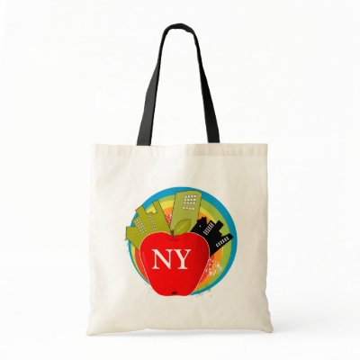 Big Apple - New York Tote Bags by EveStock