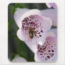 BIZZY BEE MOUSEPAD