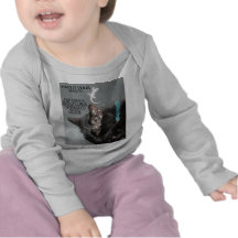 BLACK CAT WITH GECKO SHIRT