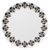 Black & Whit Floral Pattern Plate