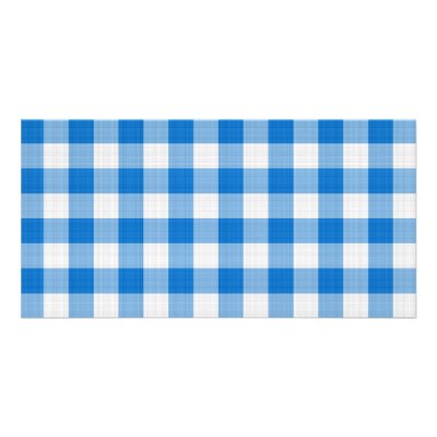 blue table cloth by fotowino