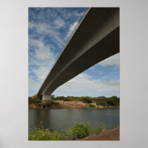 Bridge connecting Guyana to Brazil over Takutu