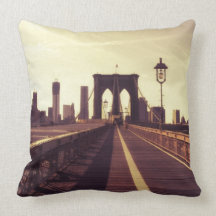 Brooklyn Bridge - New York City Throw Pillow
