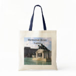 Buckingham Palace statues bags