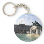 Buckingham Palace statues keychains