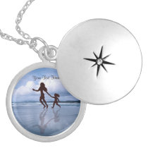 Charming Silhouette Mother & Daughter at the Beach necklaces