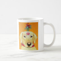 Christmas Kiss Yellow Lab Mug