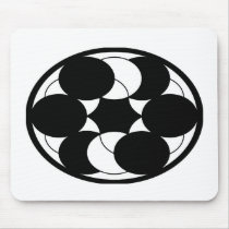 Circles in black and white mouse pad