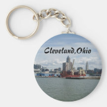 CLEVELAND,OHIO ON LAKE ERIE keychain