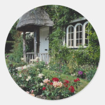 Cottage, Lyndhurst, Hampshire, England, U.K. Round Sticker