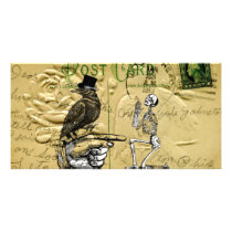 Crow and skeleton